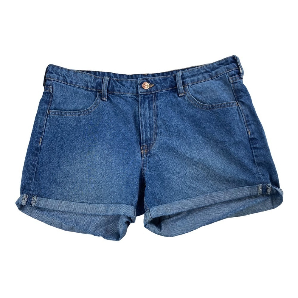 Roll Cuff Denim Shorts Size 10